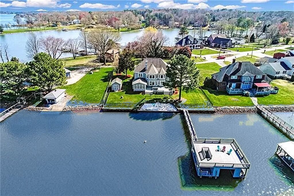 Photo of Outdoor in Lake Norman of Catawba