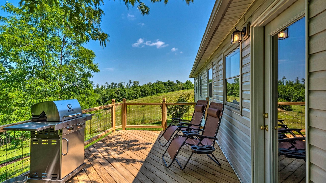 Photo of Patio Balcony in Byrdstown