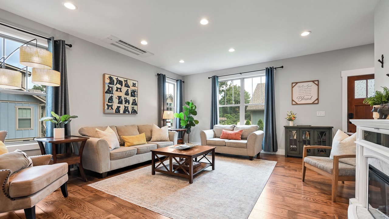 Photo of Livingroom in Black Mountain