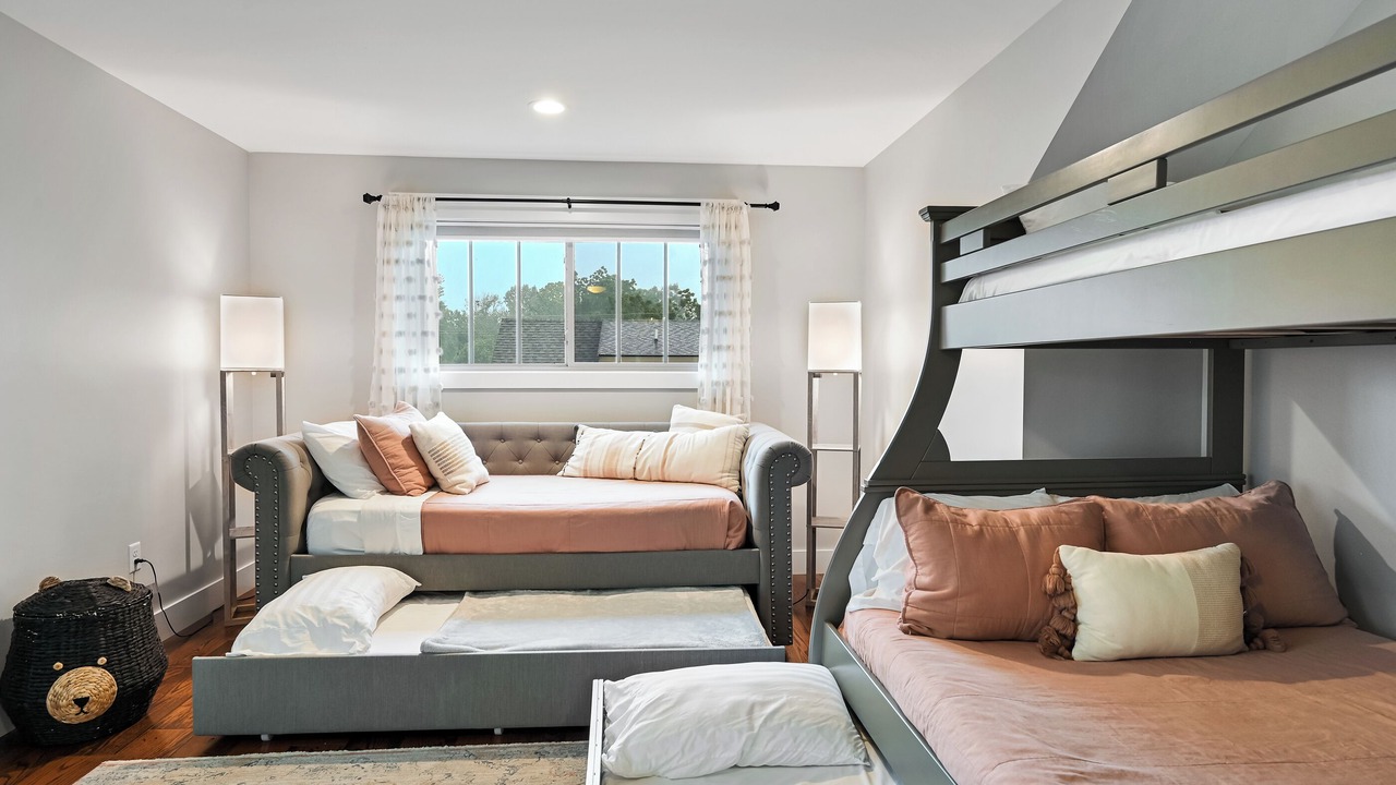 Photo of Bedroom in Black Mountain