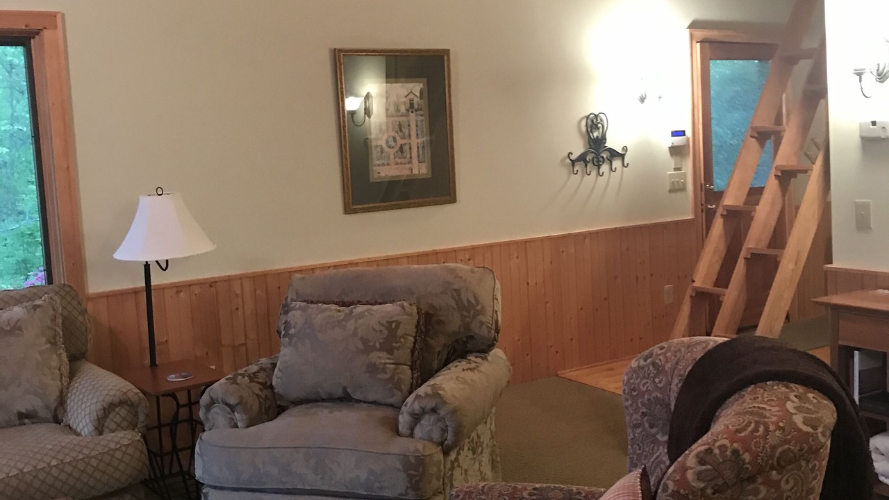Photo of Livingroom in Sapphire