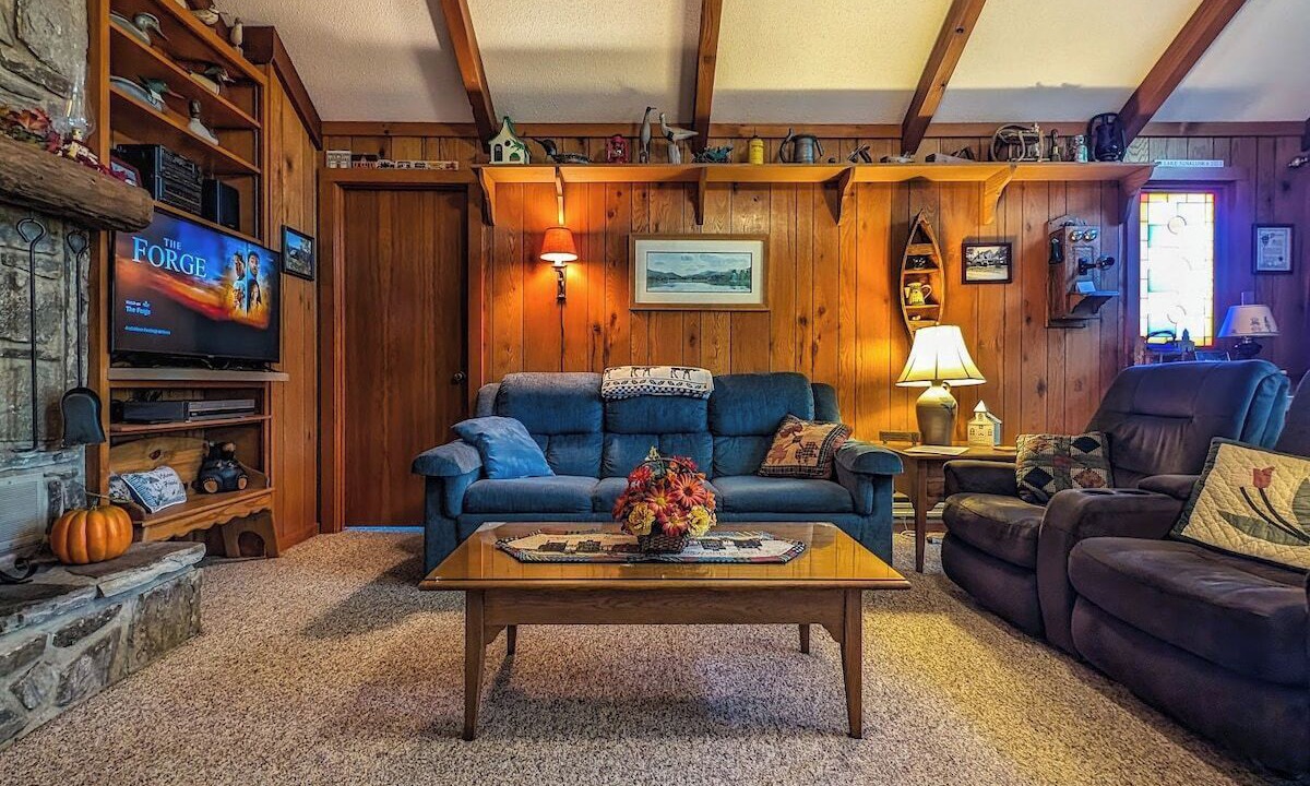 Photo of Livingroom in Lake Junaluska