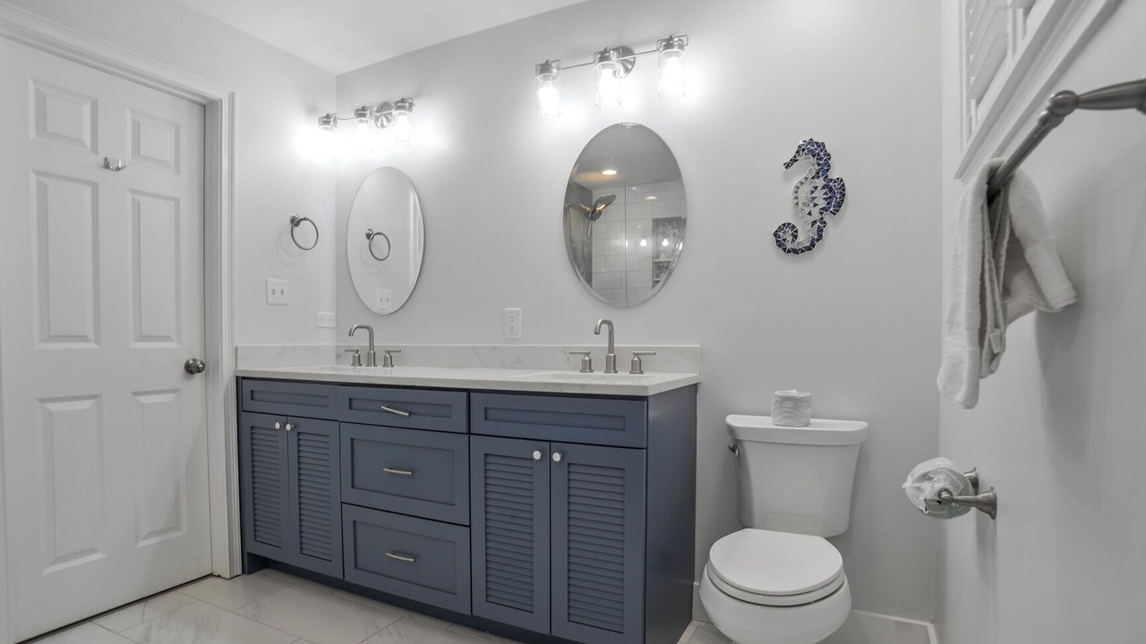 Photo of Bathroom in North Forest Beach