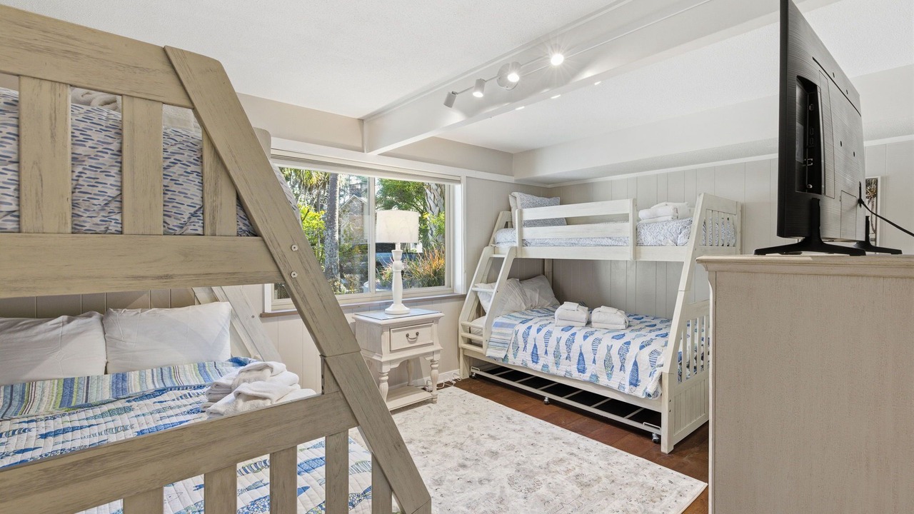 Photo of Bedroom in Sea Pines