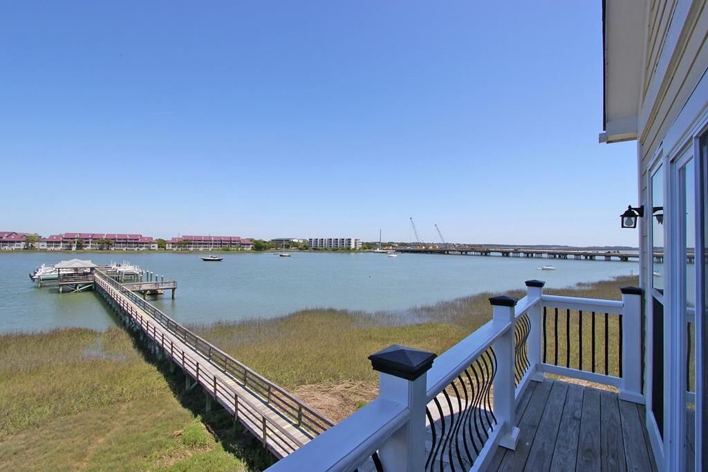 Photo of Patio Balcony in Waters Edge
