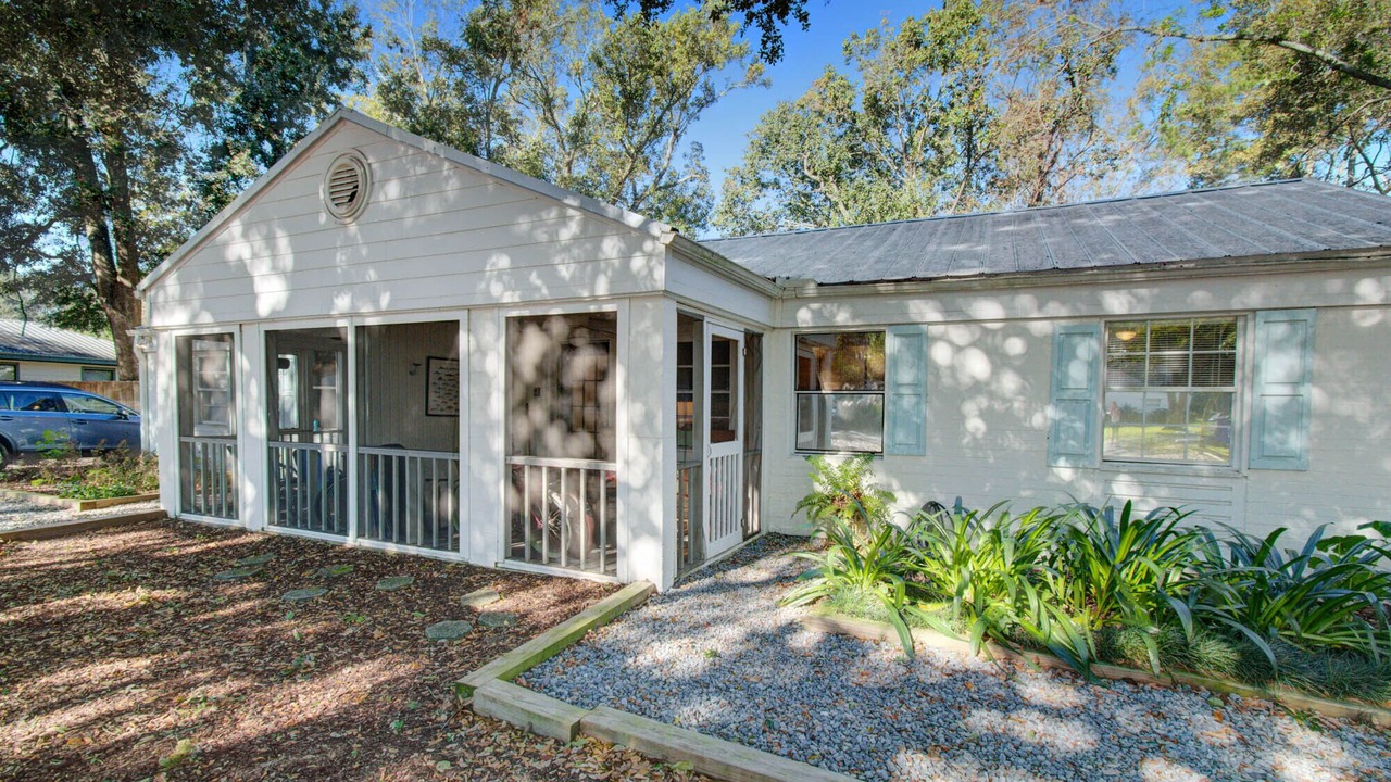 Photo of Outdoor in Mount Pleasant