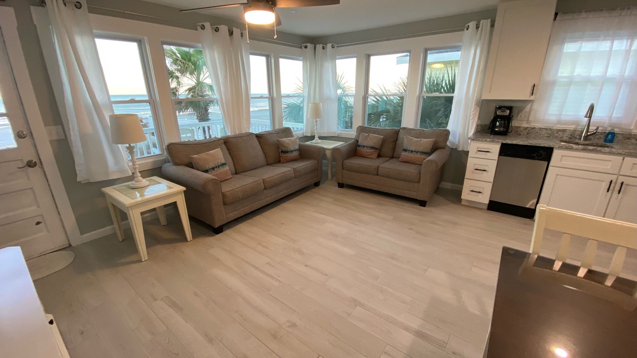 Photo of Livingroom in Surfside Beach