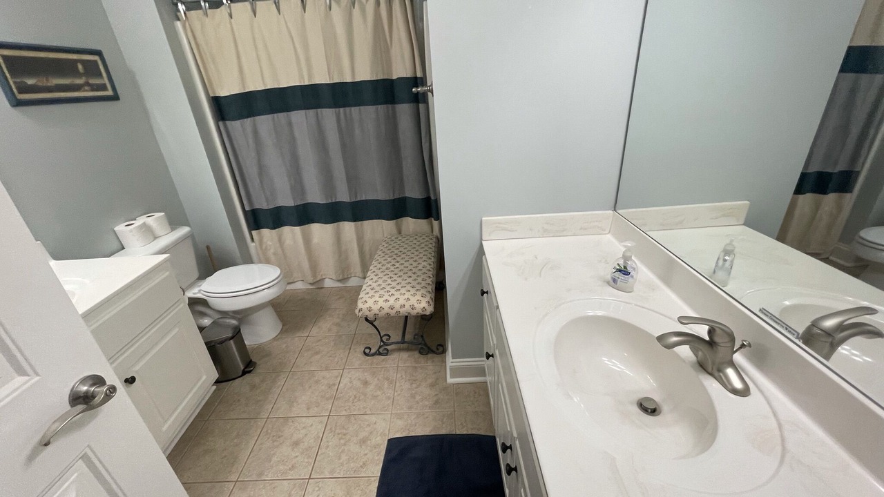 Photo of Bathroom in Lavonia