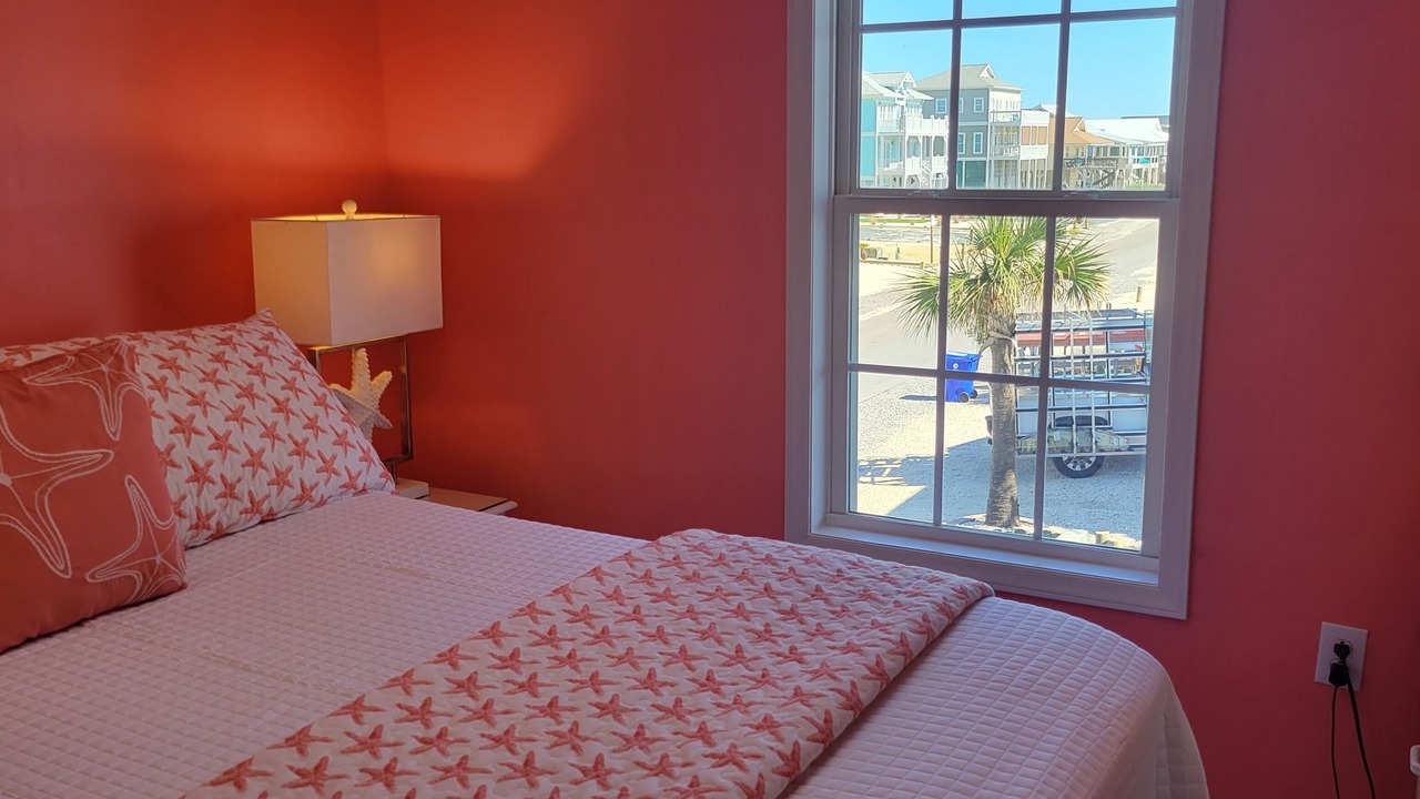 Photo of Bedroom in Ocean Isle Beach