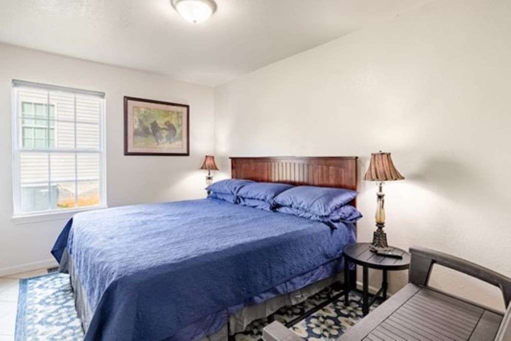 Photo of Bedroom in Knoxville