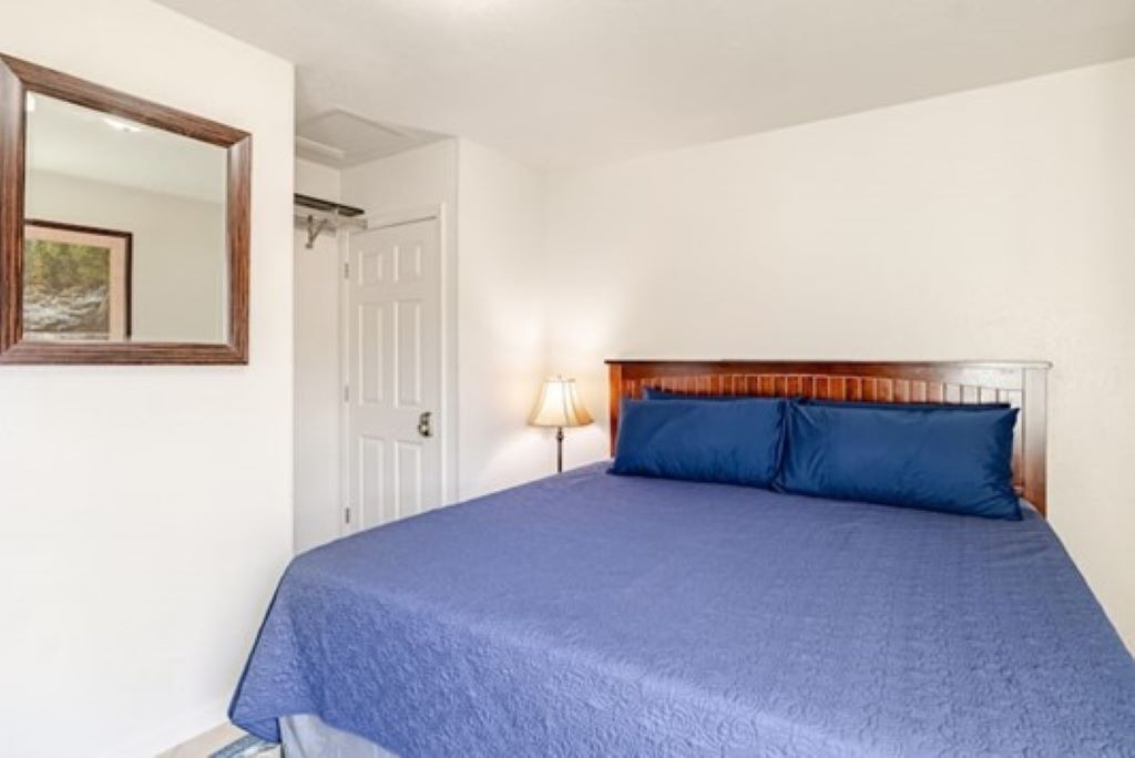 Photo of Bedroom in Knoxville