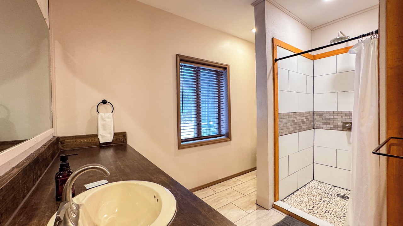 Photo of Bathroom in Whittier