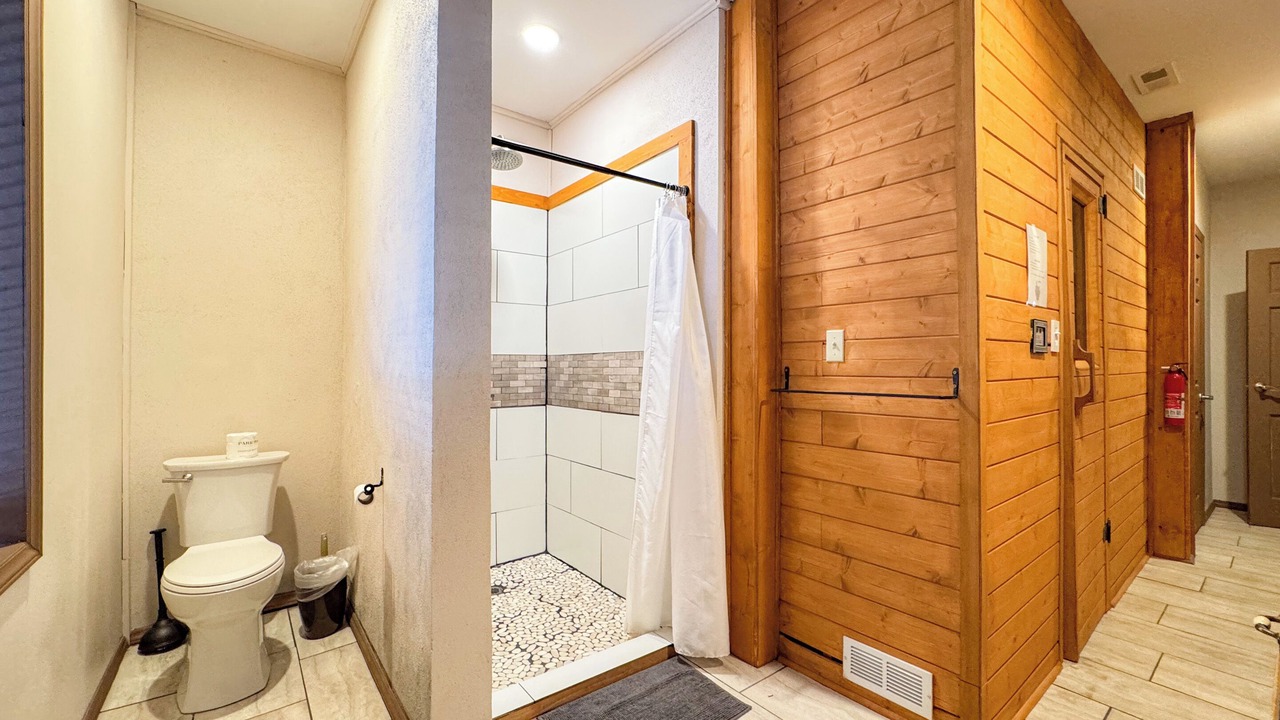 Photo of Bathroom in Whittier