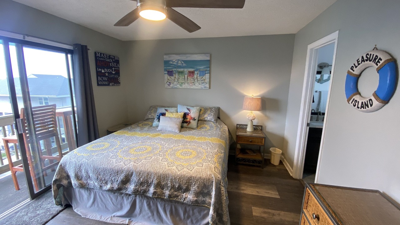 Photo of Bedroom in North Carolina Coast