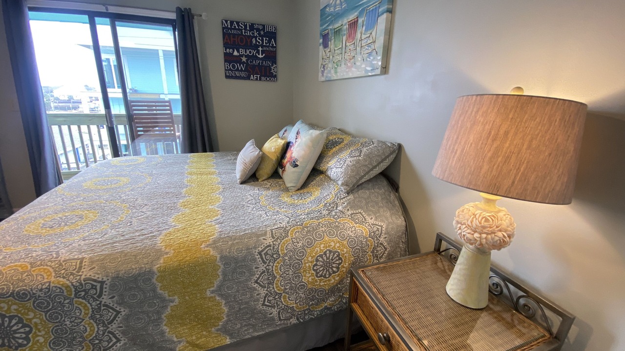 Photo of Bedroom in North Carolina Coast
