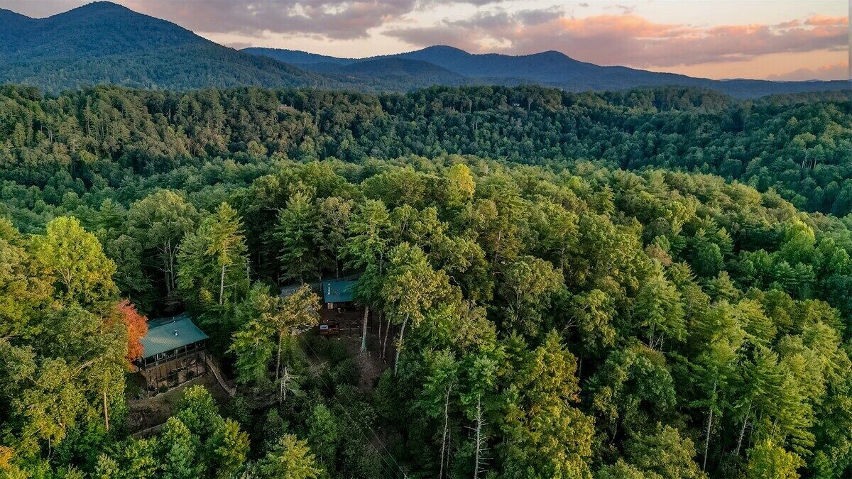 Photo of Others in Ellijay
