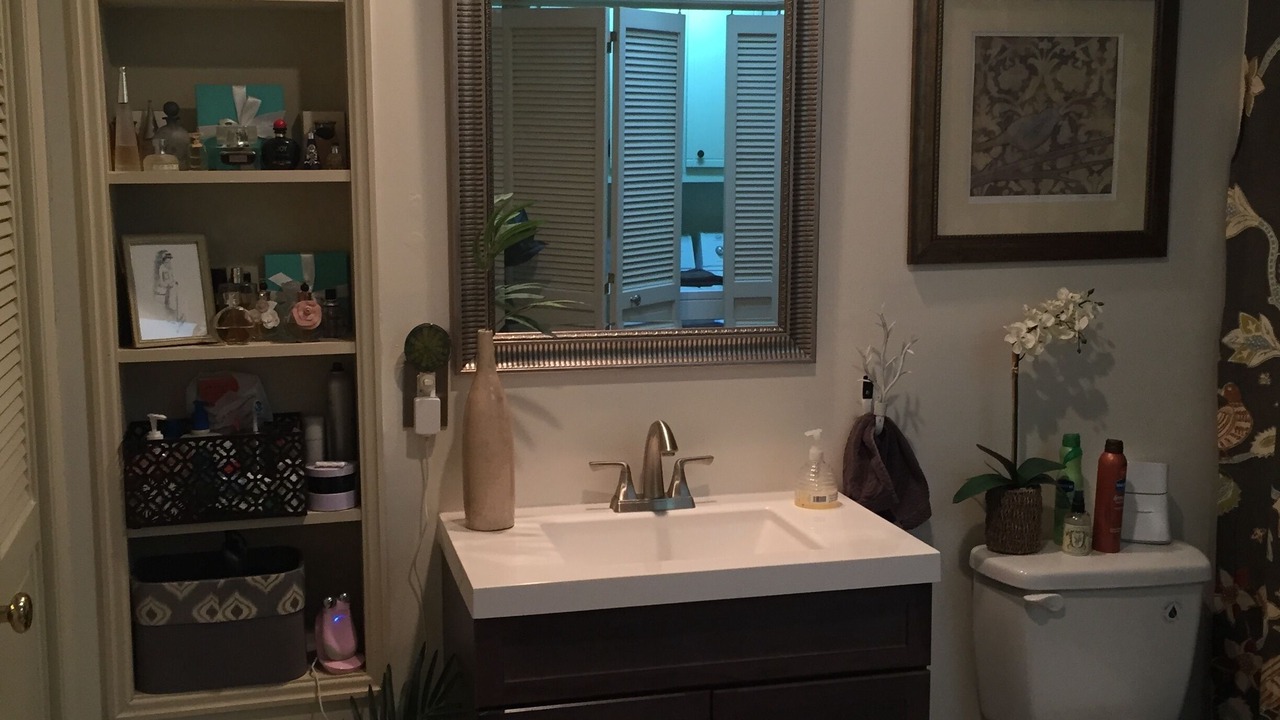 Photo of Bathroom in The Old Commons