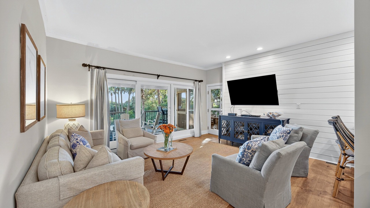 Photo of Livingroom in West Beach Village