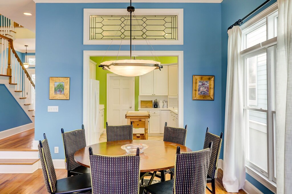 Photo of Livingroom in Ocean Point