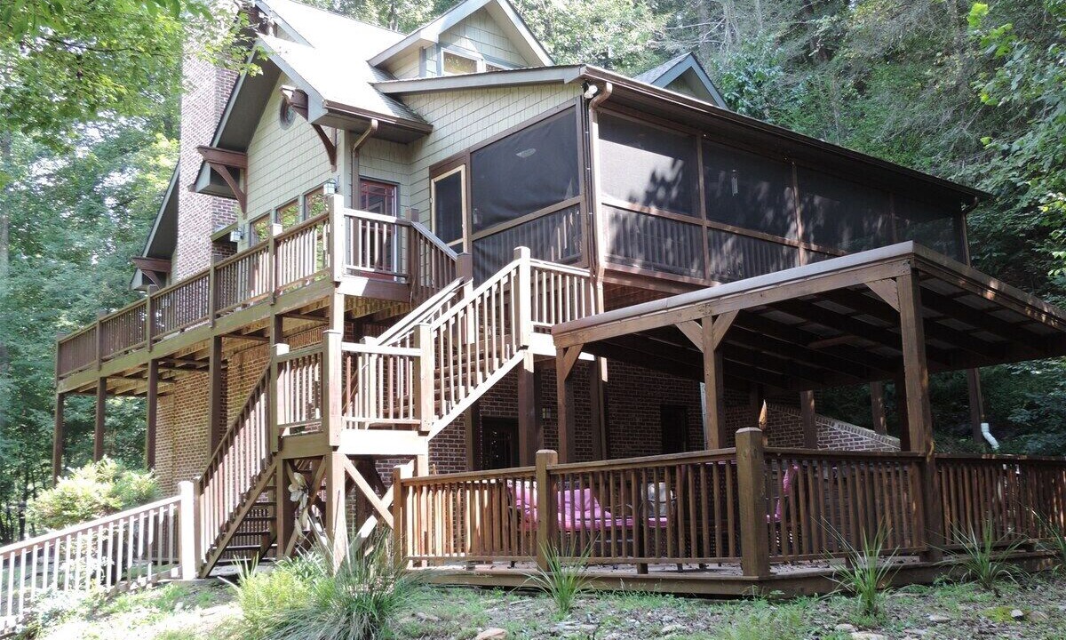 Photo of Others in Ellijay