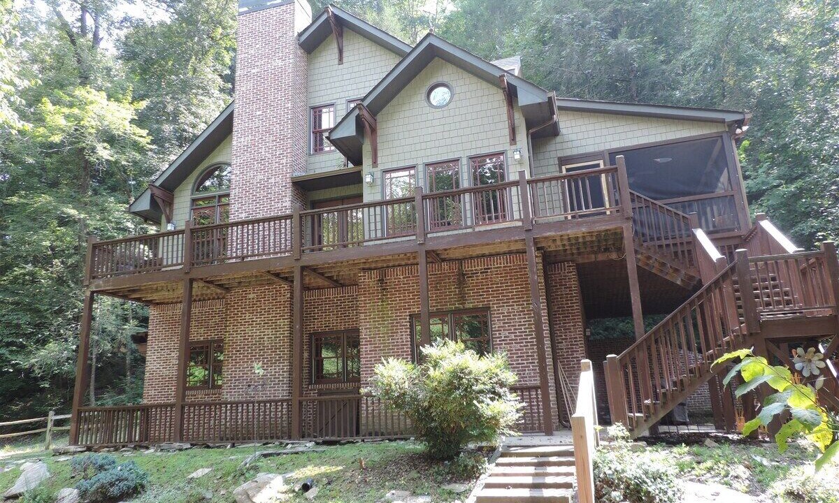 Photo of Others in Ellijay