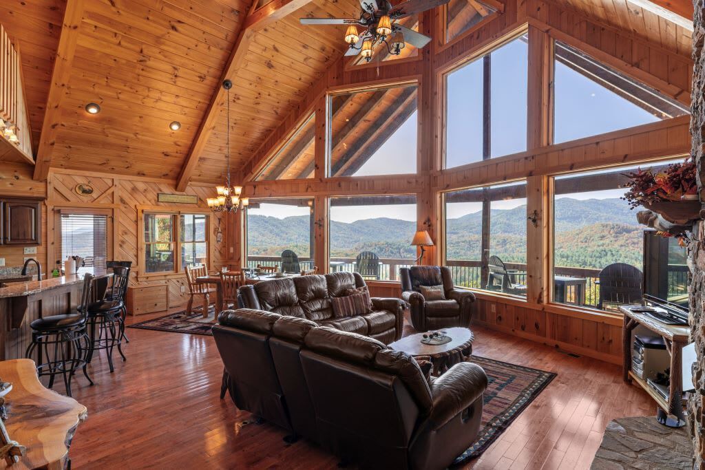 Photo of Livingroom in Blue Ridge