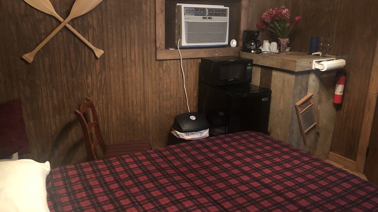 Photo of Bedroom in Flat Rock