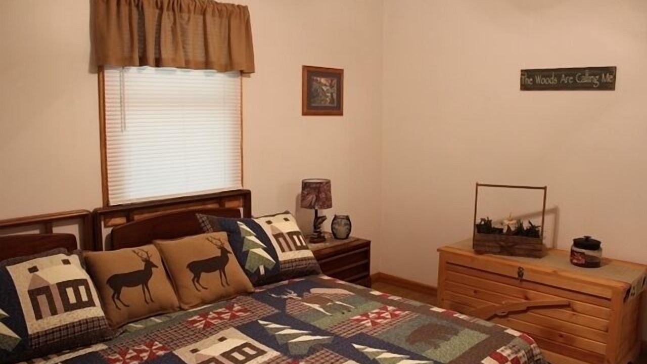 Photo of Bedroom in Upper Tract