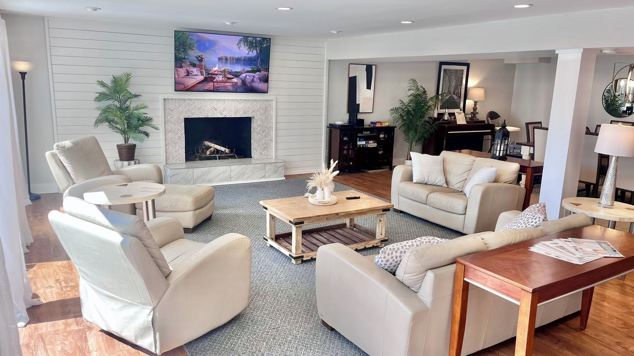 Photo of Livingroom in Bowling Green