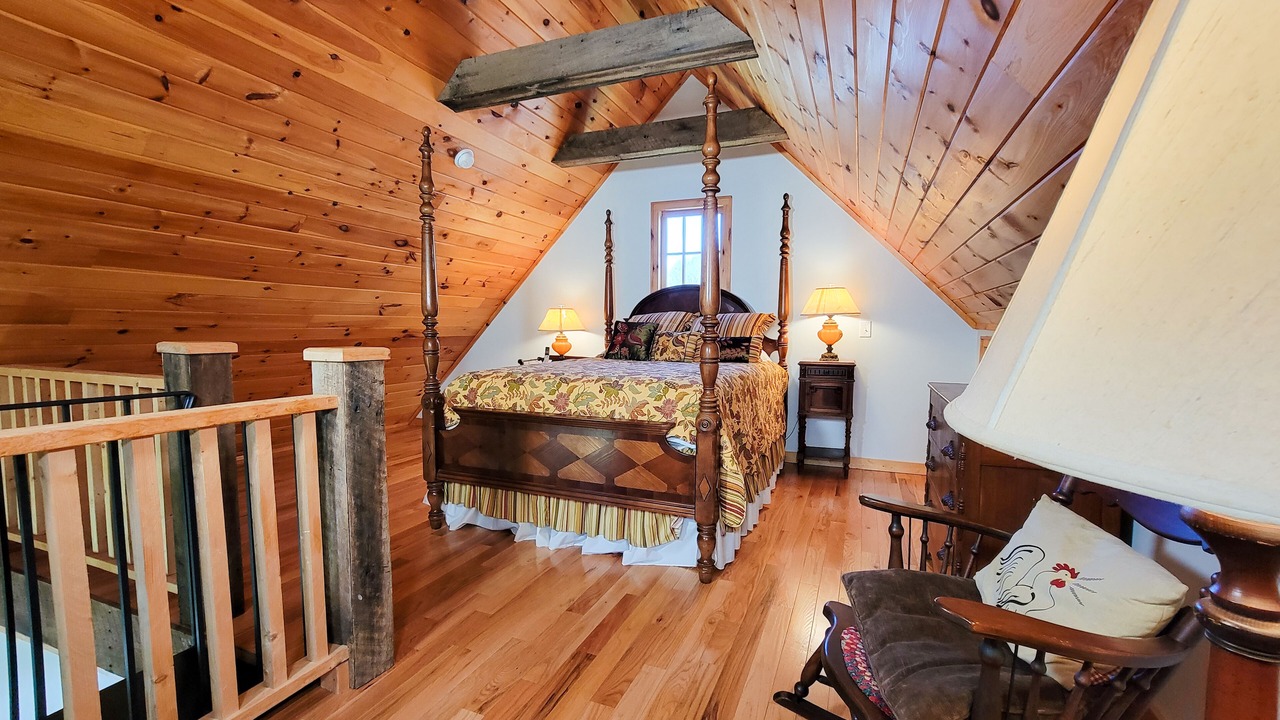 Photo of Bedroom in Lansing