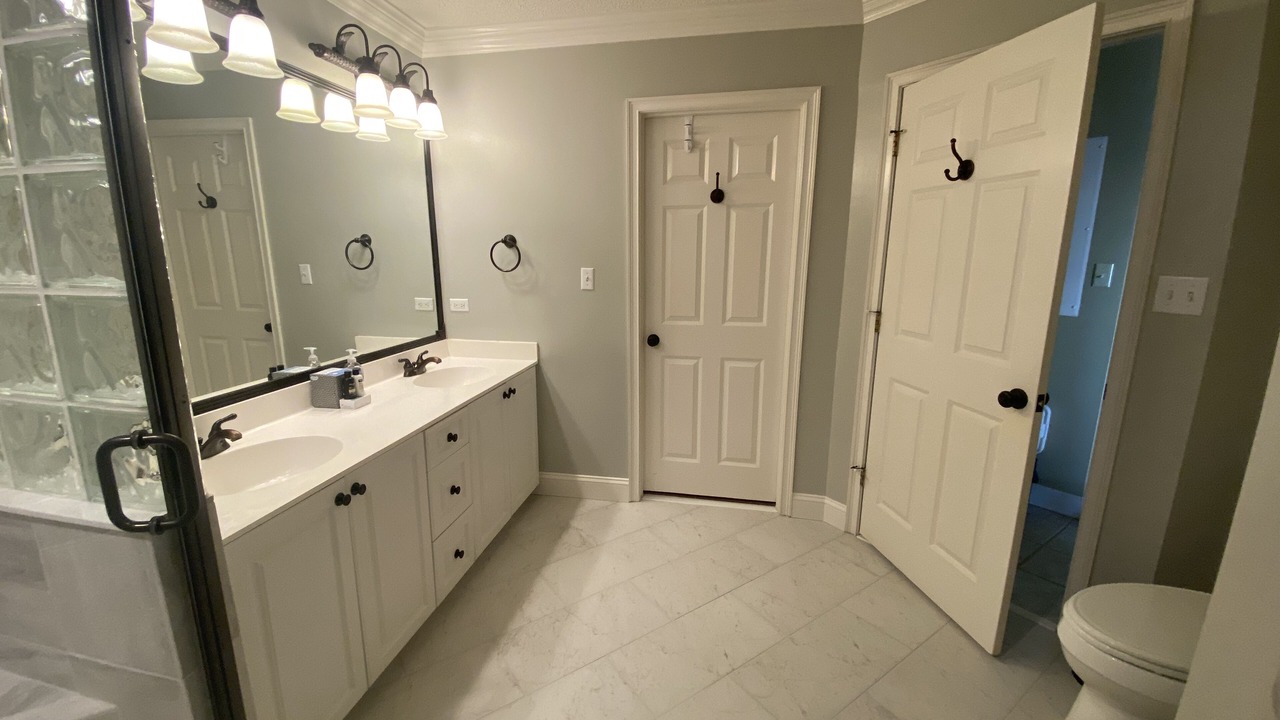 Photo of Bathroom in North Forest Beach