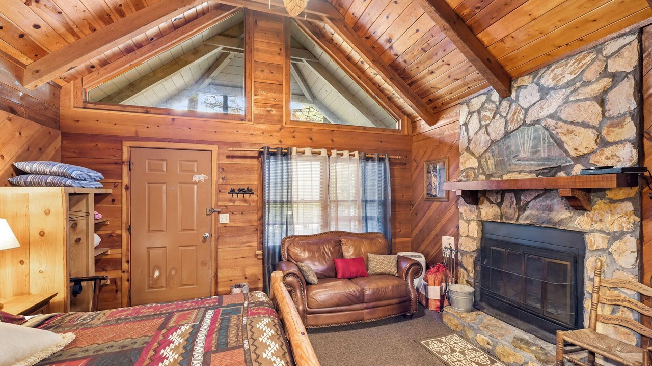 Photo of Livingroom in Sautee Nacoochee