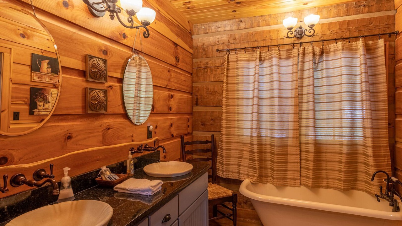 Photo of Bathroom in Boone
