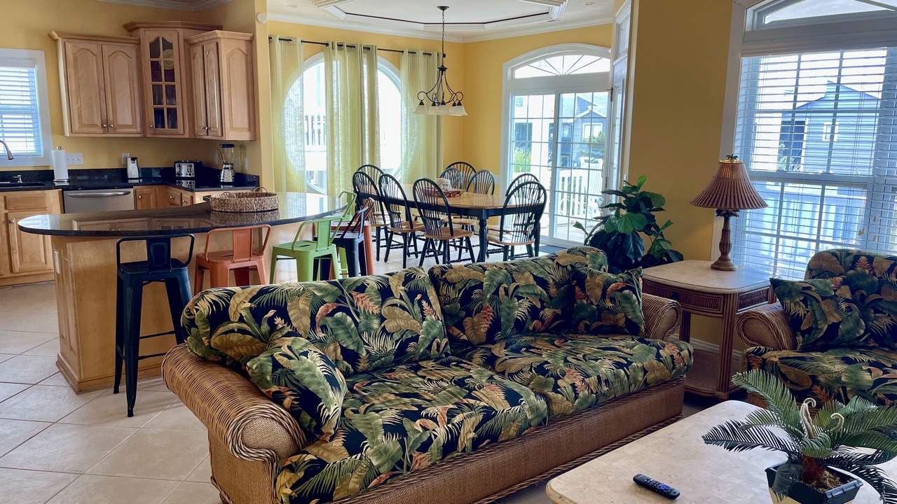 Photo of Livingroom in Ocean Isle Beach