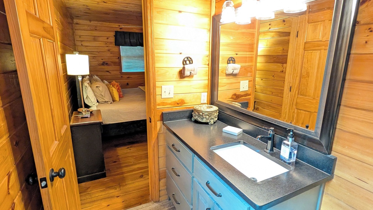 Photo of Bathroom in Sautee Nacoochee