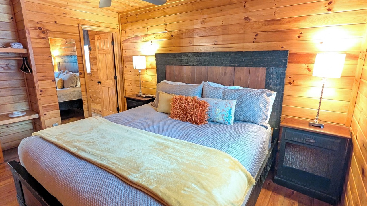 Photo of Bedroom in Sautee Nacoochee