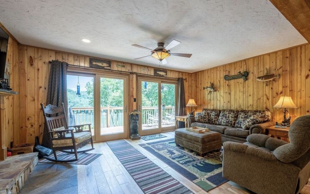 Photo of Livingroom in Topton