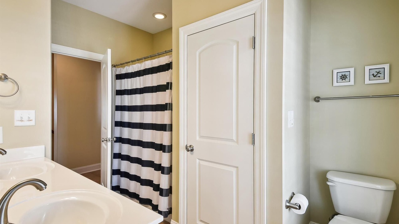 Photo of Bathroom in North Myrtle Beach