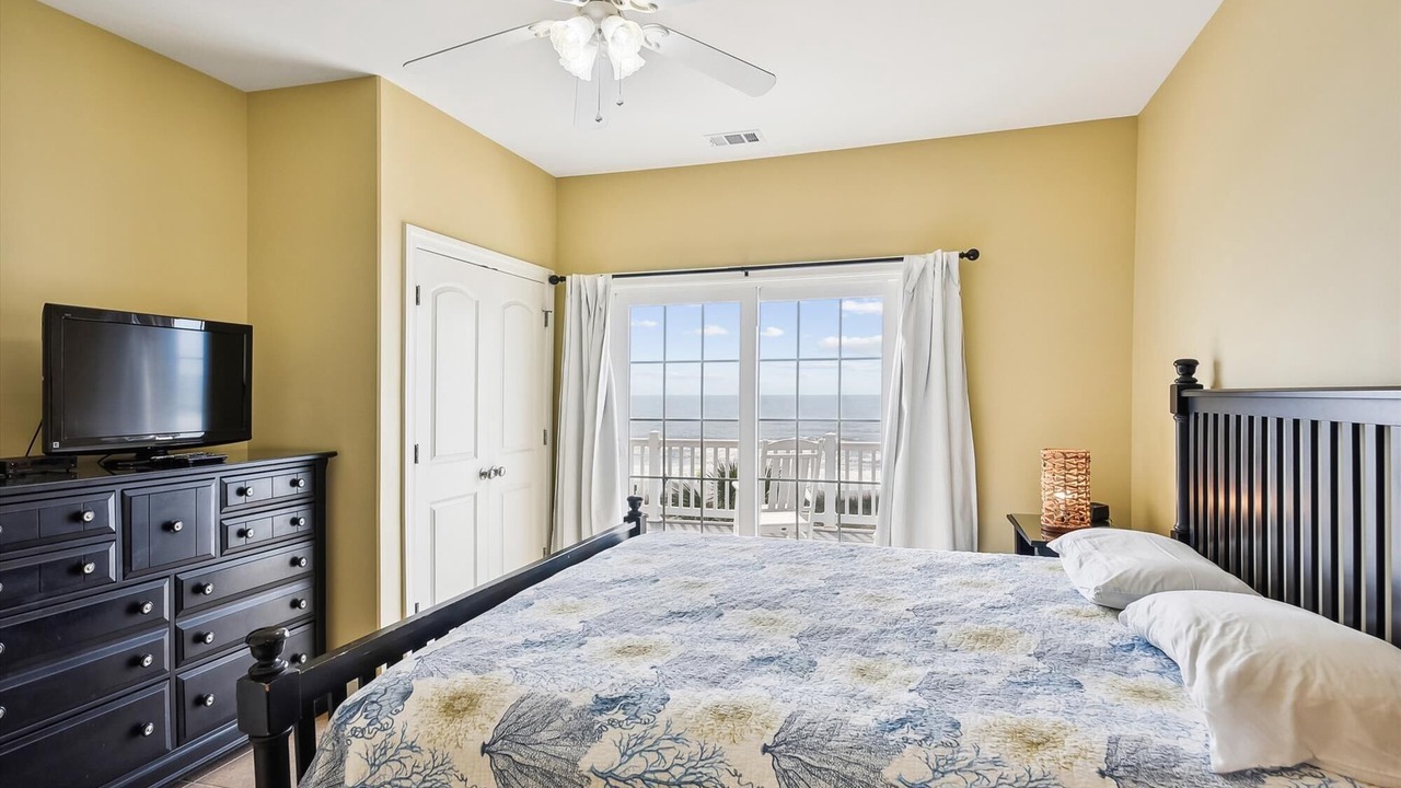 Photo of Bedroom in North Myrtle Beach