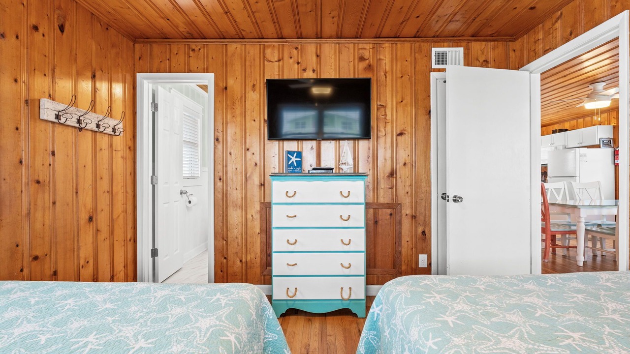 Photo of Bedroom in Ocean Isle Beach