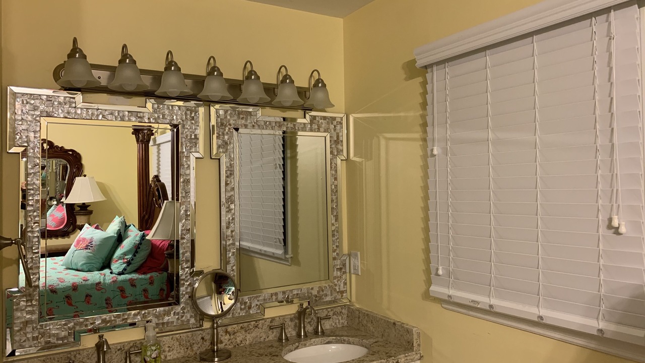 Photo of Bathroom in Ash