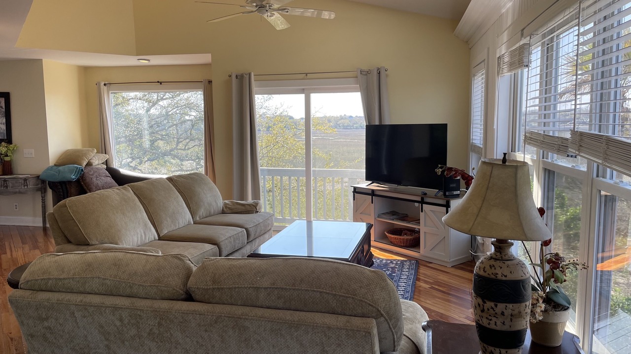 Photo of Livingroom in Charleston