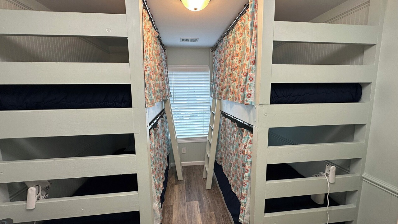 Photo of Bedroom in Holden Beach