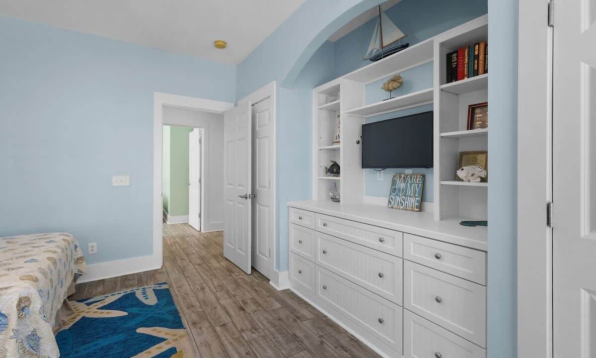 Photo of Bedroom in Melrose on the Beach