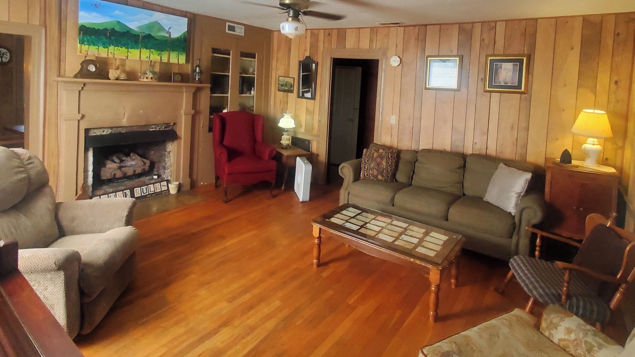 Photo of Livingroom in Peaks