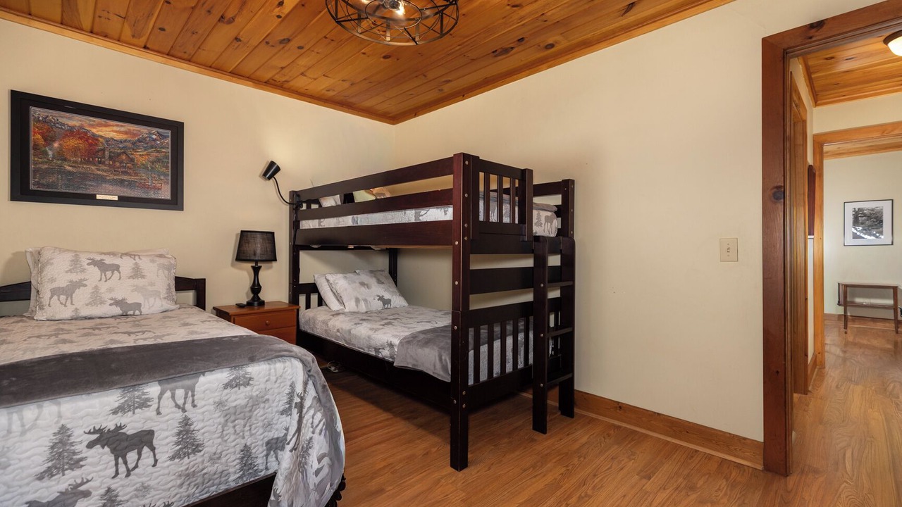Photo of Bedroom in Deep Gap