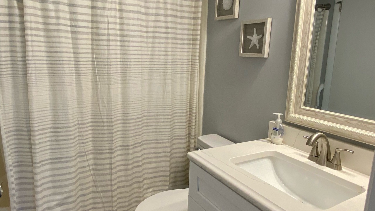 Photo of Bathroom in Crescent Beach