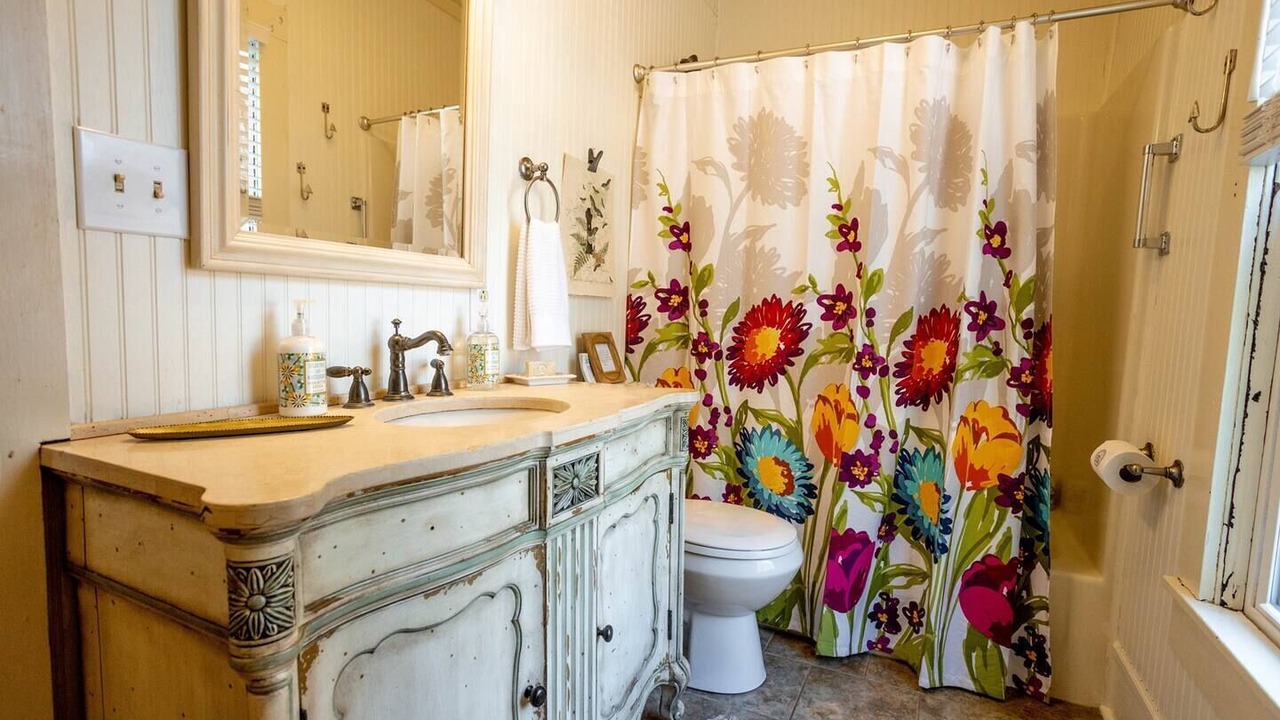 Photo of Bathroom in Draper
