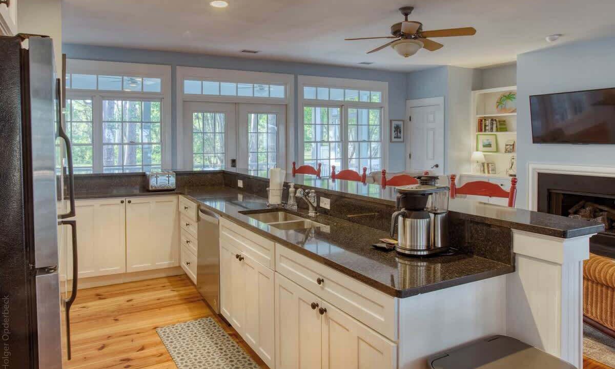 Photo of Kitchen in Melrose on the Beach