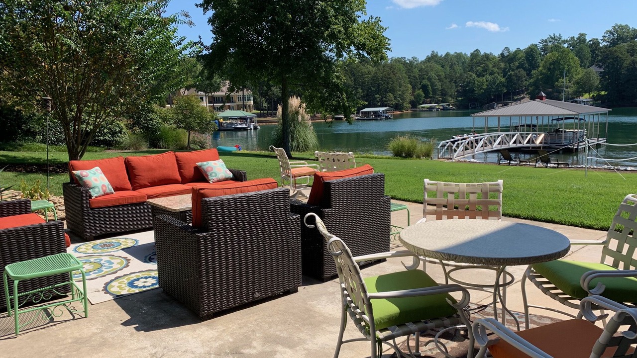 Photo of Outdoor in Seneca